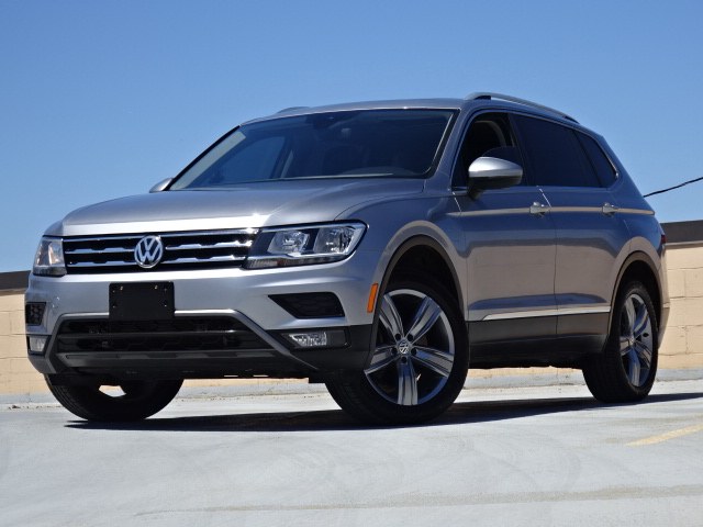 2020 Volkswagen Tiguan 2.0T SEL 4MOTION photo
