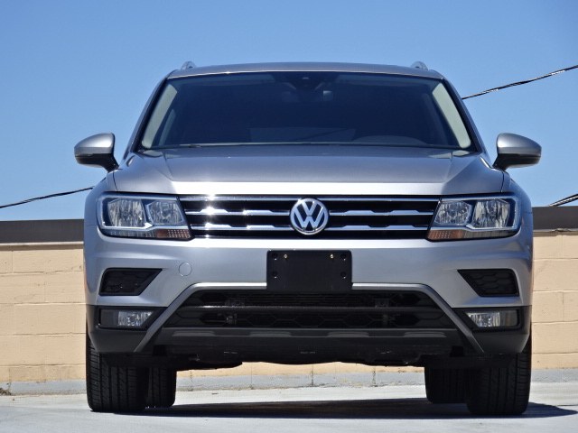 2020 Volkswagen Tiguan 2.0T SEL 4MOTION photo