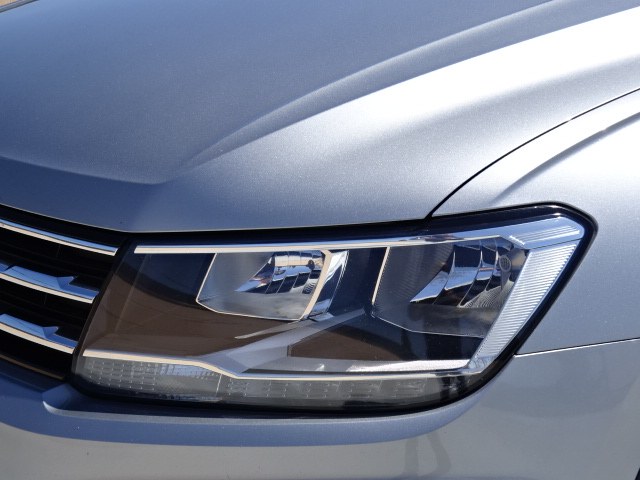 2020 Volkswagen Tiguan 2.0T SEL 4MOTION photo