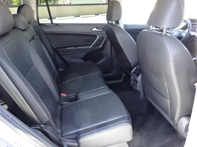2020 Volkswagen Tiguan 2.0T SEL 4MOTION photo