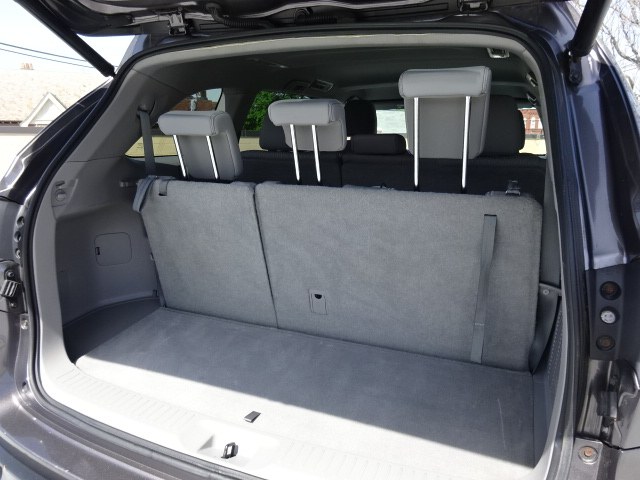 2014 Toyota Highlander LE photo