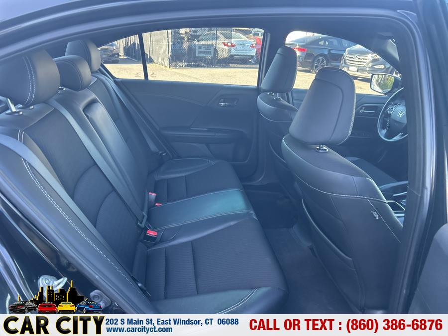 2017 Honda ACCORD SEDAN Sport CVT photo