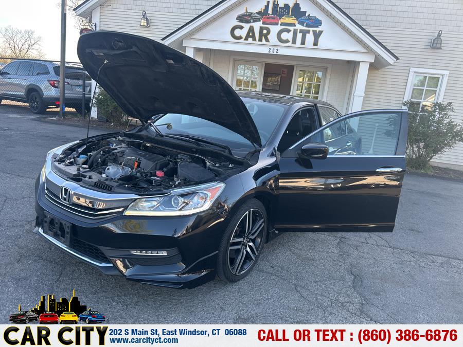 2017 Honda ACCORD SEDAN Sport CVT photo