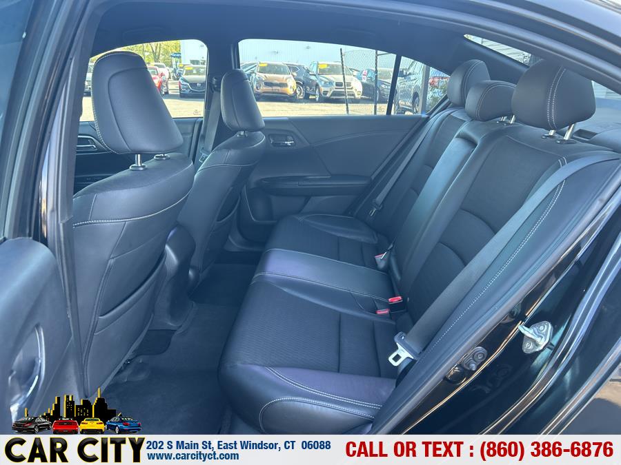 2017 Honda ACCORD SEDAN Sport CVT photo