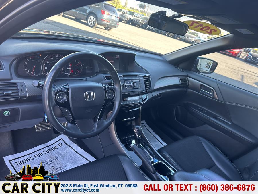2017 Honda ACCORD SEDAN Sport CVT photo