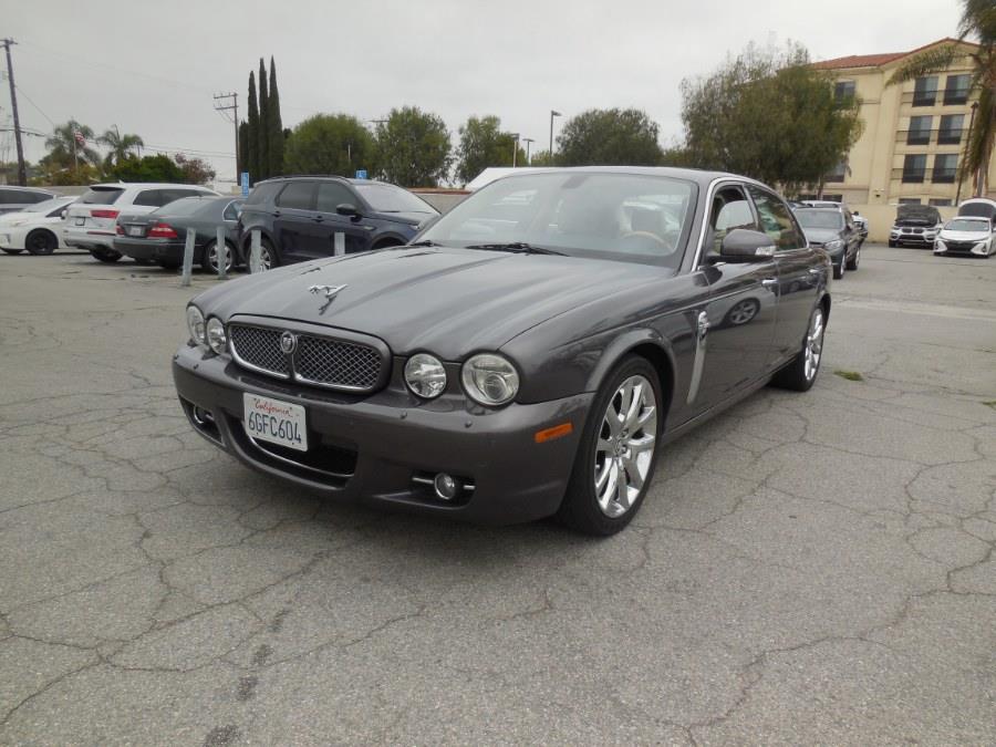 2008 Jaguar XJ-Series XJ8 L photo