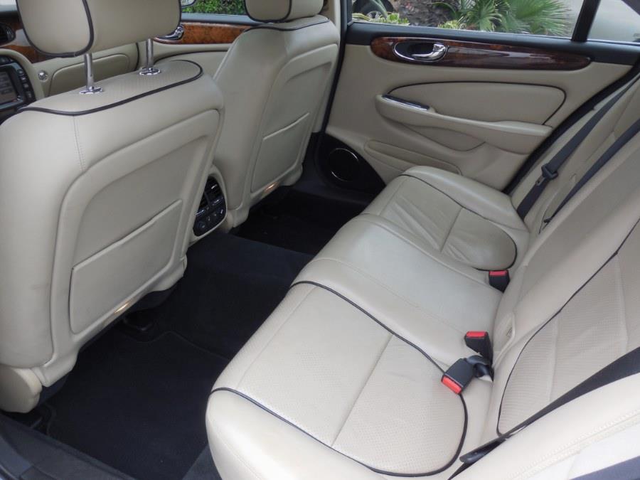 2008 Jaguar XJ-Series XJ8 L photo