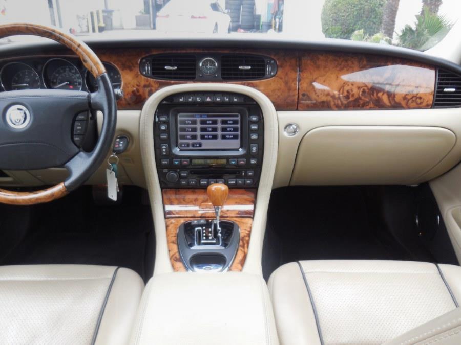 2008 Jaguar XJ-Series XJ8 L photo