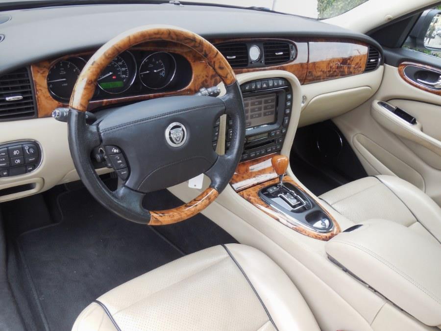2008 Jaguar XJ-Series XJ8 L photo