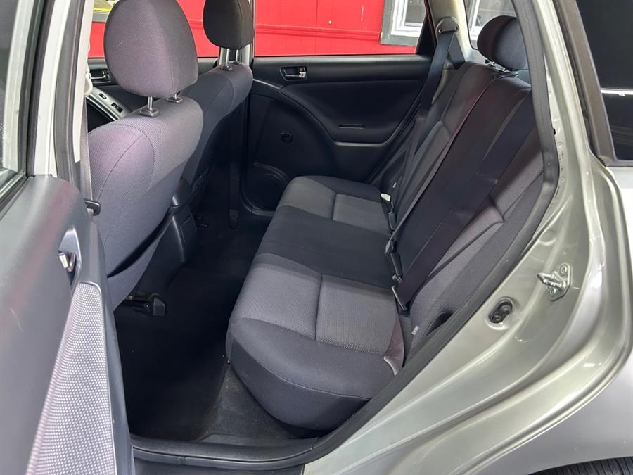 2003 Toyota Matrix photo