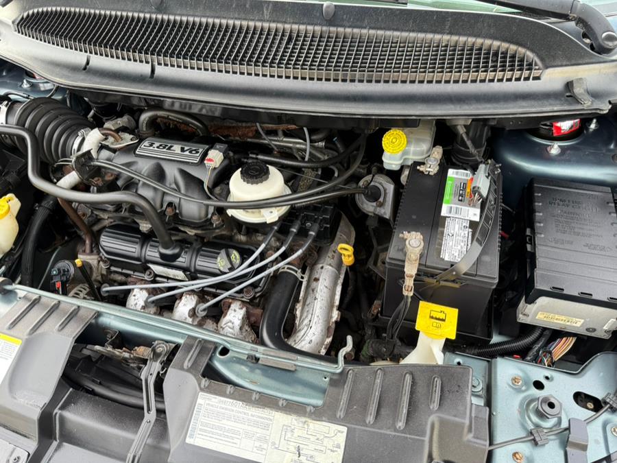 2007 Chrysler Town & Country Limited photo