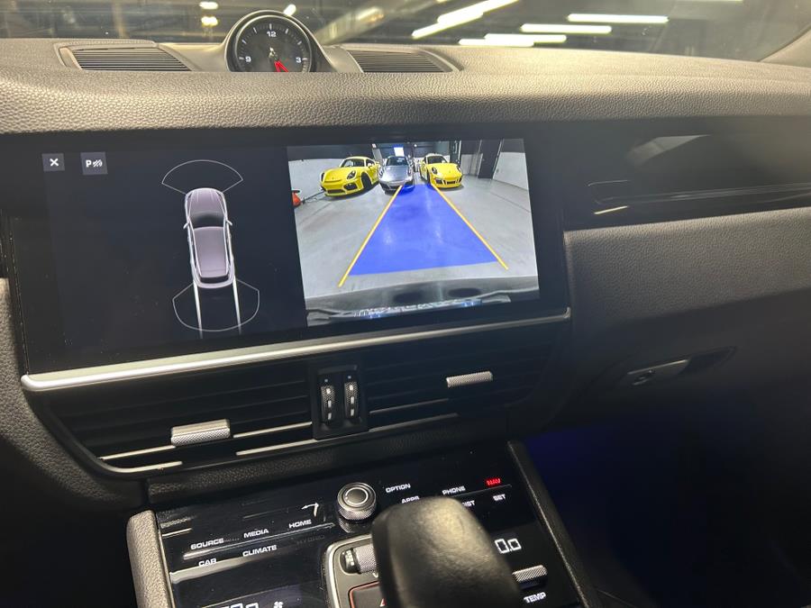 2019 Porsche Cayenne AWD photo