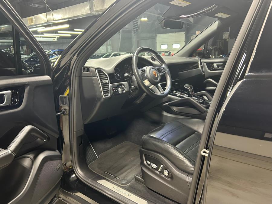 2019 Porsche Cayenne AWD photo