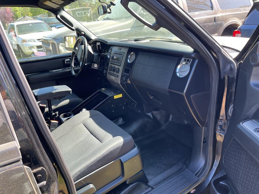 2016 Ford Expedition 4WD 4dr XL photo