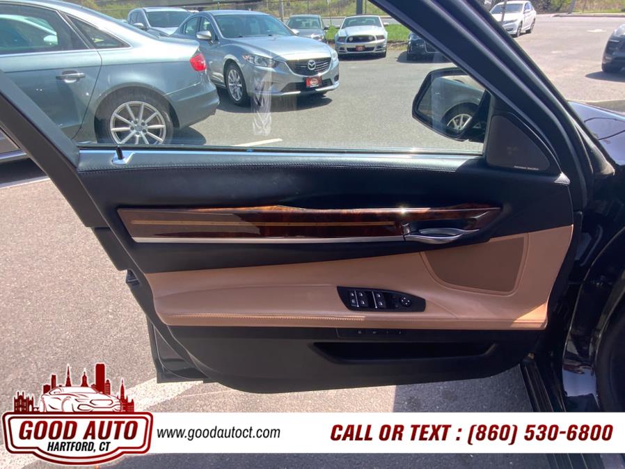 2015 BMW 7-Series 4dr Sdn 750Li xDrive AWD photo