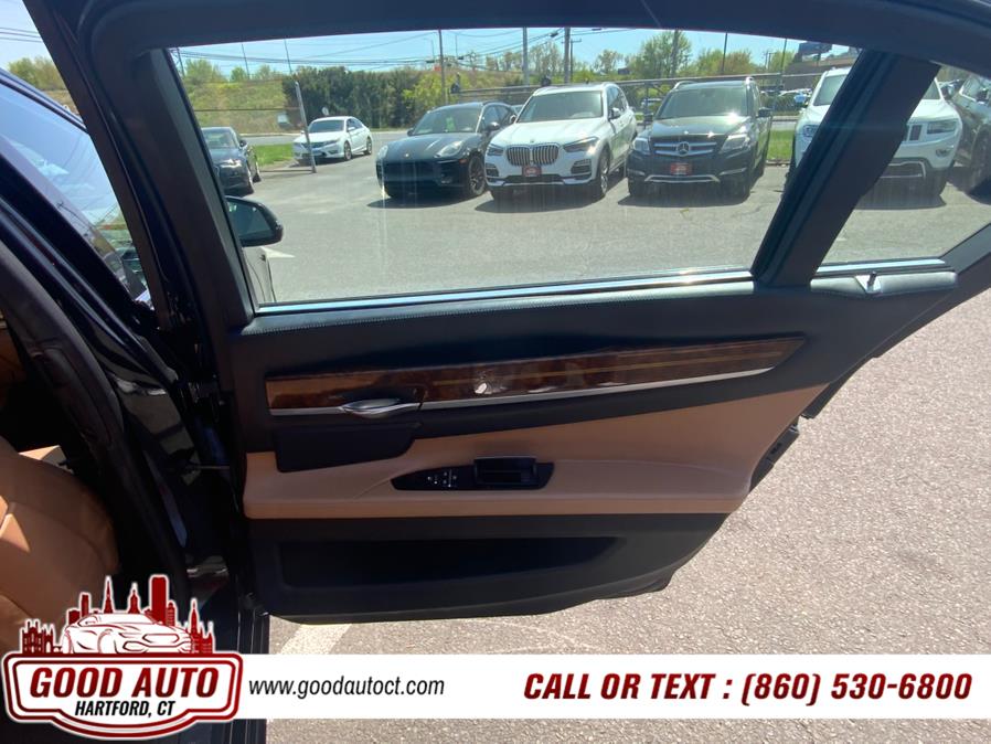 2015 BMW 7-Series 4dr Sdn 750Li xDrive AWD photo