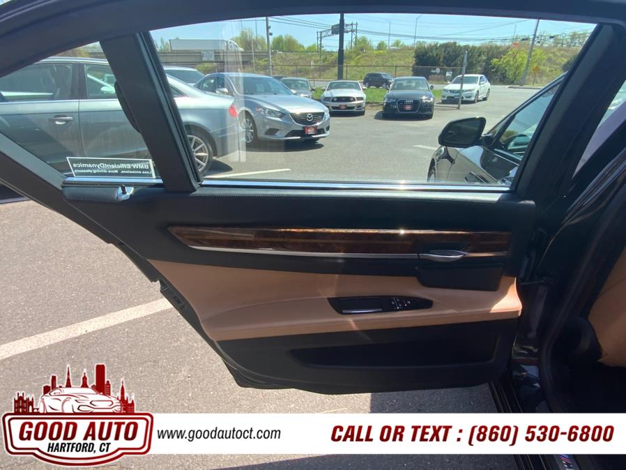 2015 BMW 7-Series 4dr Sdn 750Li xDrive AWD photo