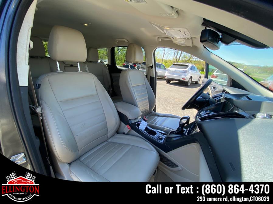 2016 Ford Escape 4WD 4dr Titanium photo
