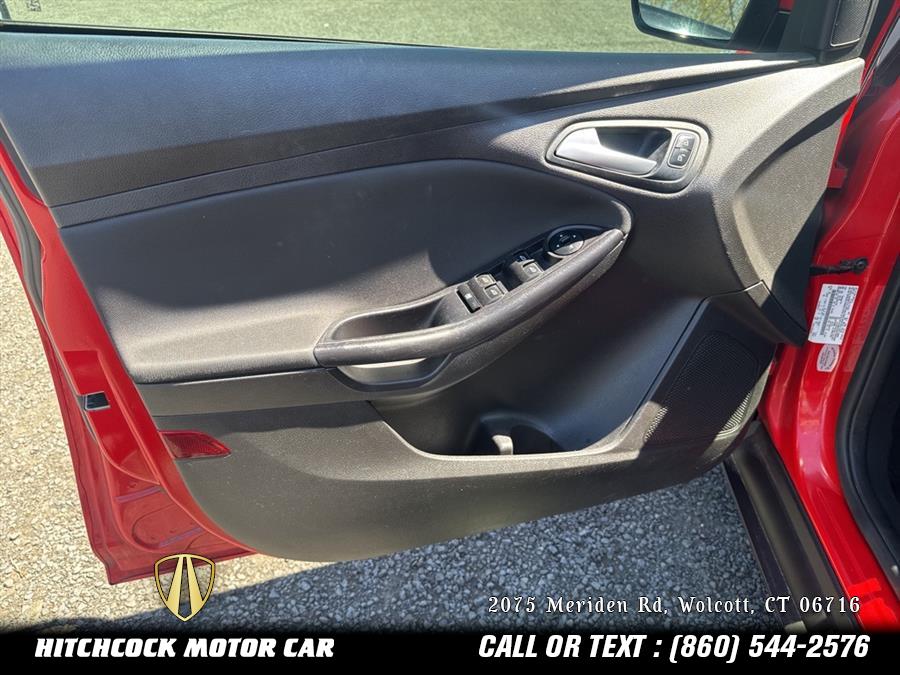 2015 Ford Focus SE photo