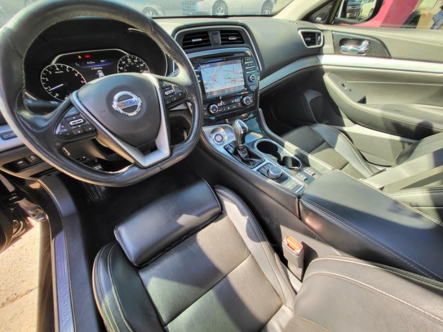 2017 Nissan Maxima SV 3.5L *Ltd Avail* photo
