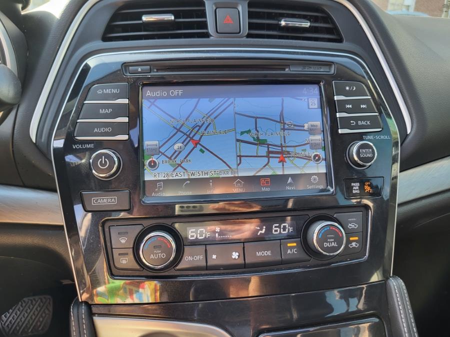 2017 Nissan Maxima SV 3.5L *Ltd Avail* photo