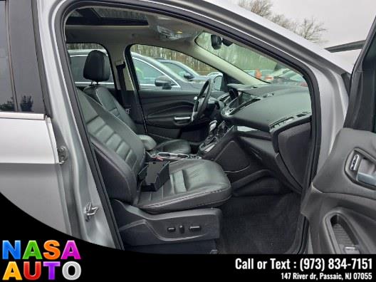 2016 Ford Escape 4WD 4dr Titanium photo