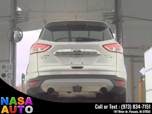 2016 Ford Escape 4WD 4dr Titanium photo