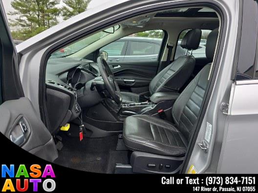 2016 Ford Escape 4WD 4dr Titanium photo