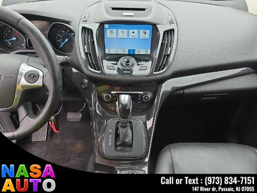 2016 Ford Escape 4WD 4dr Titanium photo