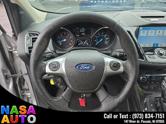 2016 Ford Escape 4WD 4dr Titanium photo