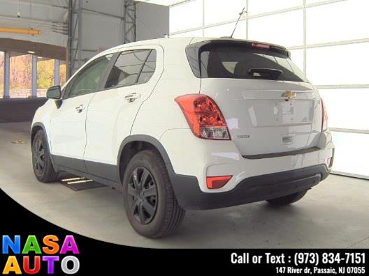 2018 Chevrolet Trax FWD 4dr LS photo