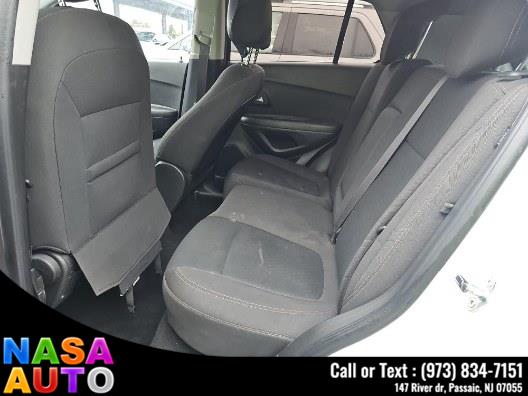 2018 Chevrolet Trax FWD 4dr LS photo