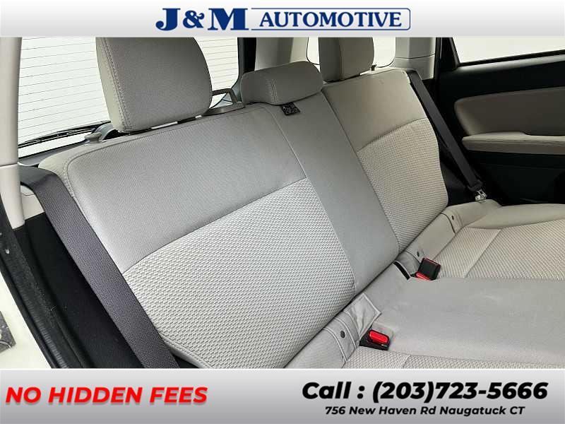 2014 Subaru Forester 2.5i photo