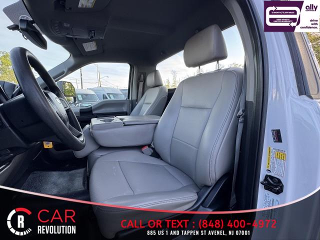 2019 Ford F-250 XL 4WD REG CAB 8' BOX photo