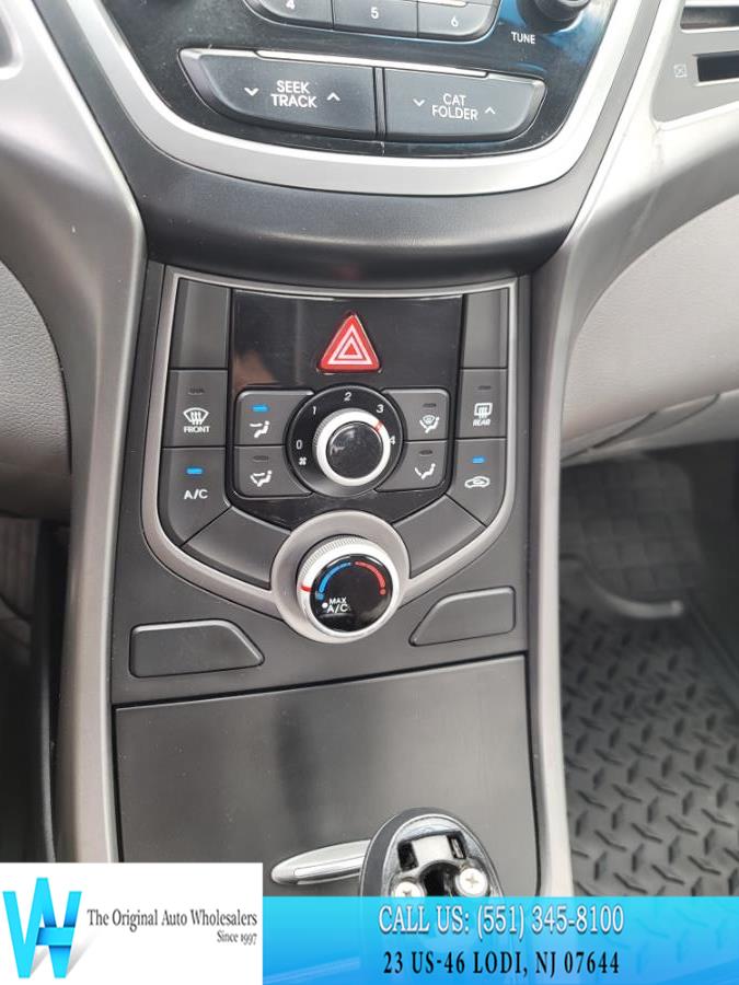 2016 Hyundai Elantra 4dr Sdn Auto SE (Alabama Plant photo