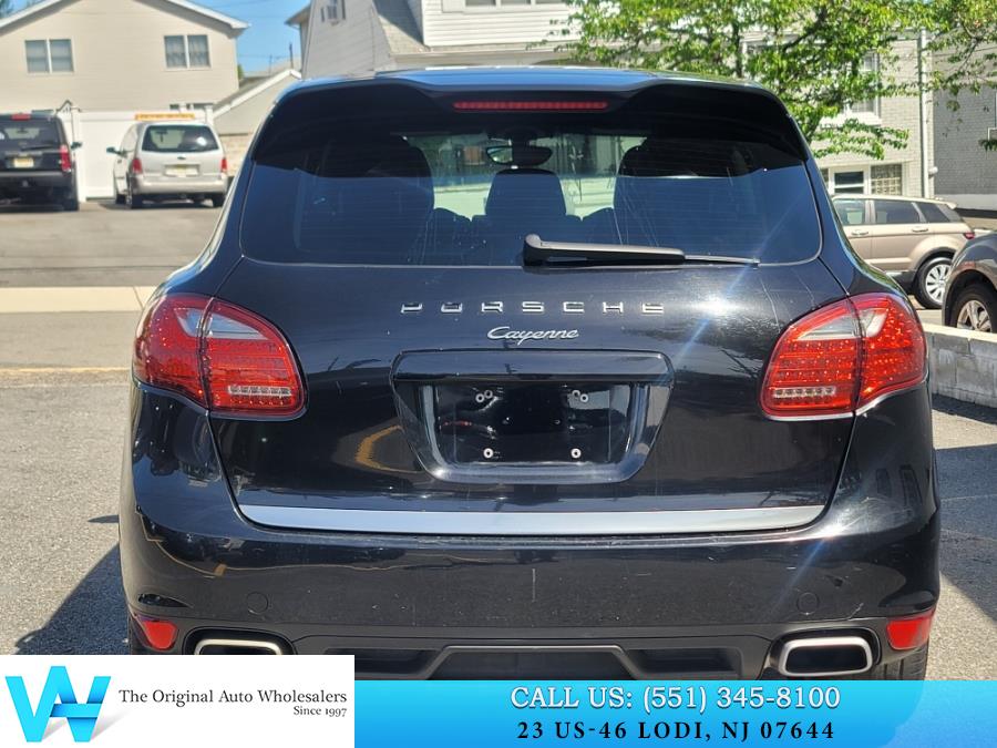 2012 Porsche Cayenne photo