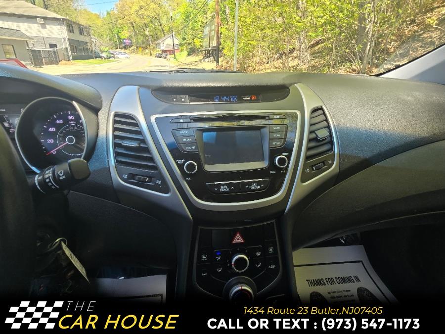 2015 Hyundai Elantra 4dr Sdn Auto SE (Alabama Plant photo