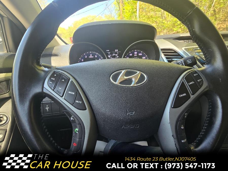 2015 Hyundai Elantra 4dr Sdn Auto SE (Alabama Plant photo