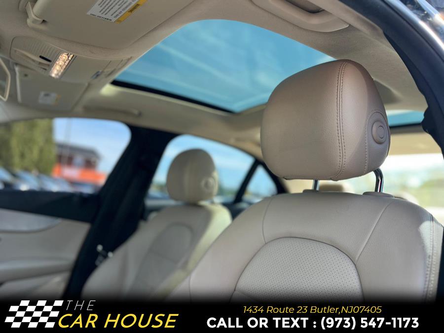 2016 Mercedes-Benz C-Class 4dr Sdn C 300 4MATIC photo