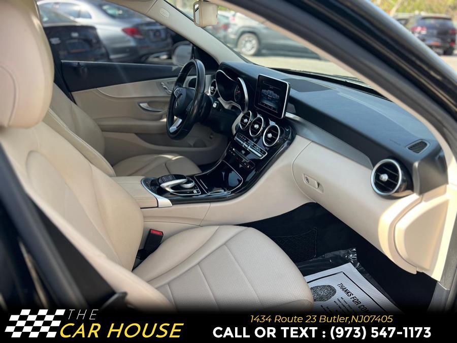 2016 Mercedes-Benz C-Class 4dr Sdn C 300 4MATIC photo