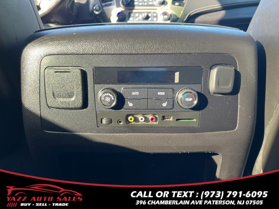 2016 GMC Yukon 4WD 4dr Denali photo