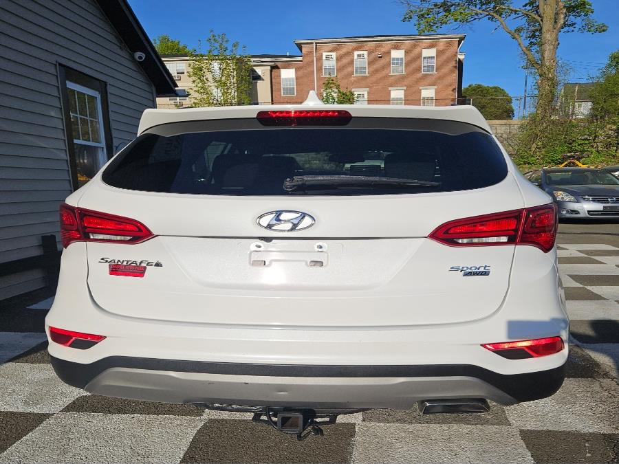 2017 Hyundai Santa Fe Sport 2.4L Auto AWD photo