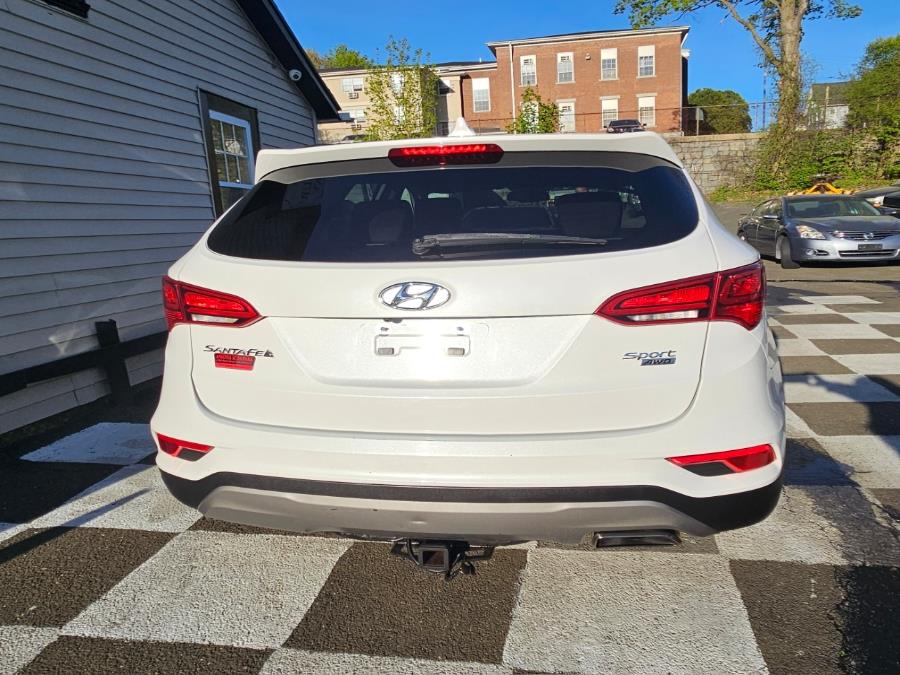 2017 Hyundai Santa Fe Sport 2.4L Auto AWD photo
