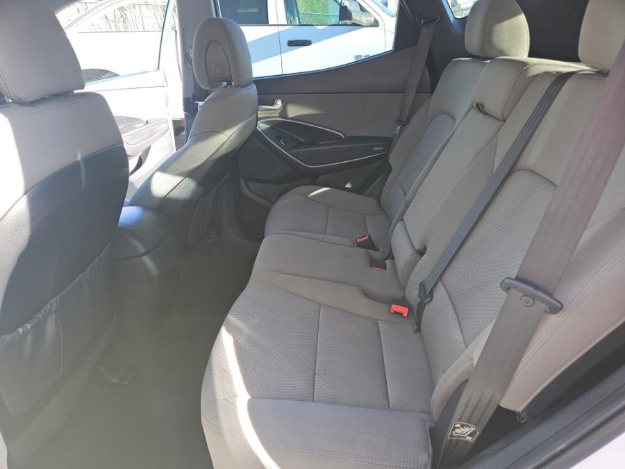 2017 Hyundai Santa Fe Sport 2.4L Auto AWD photo
