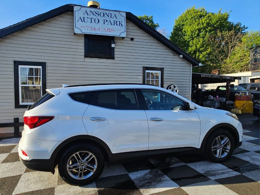 2017 Hyundai Santa Fe Sport 2.4L Auto AWD photo