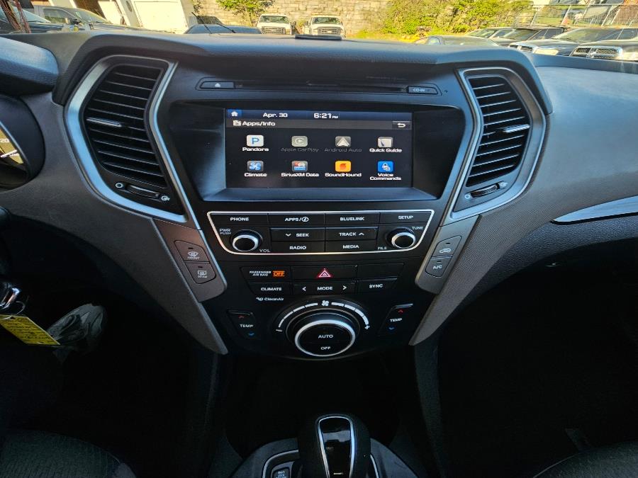 2017 Hyundai Santa Fe Sport 2.4L Auto AWD photo
