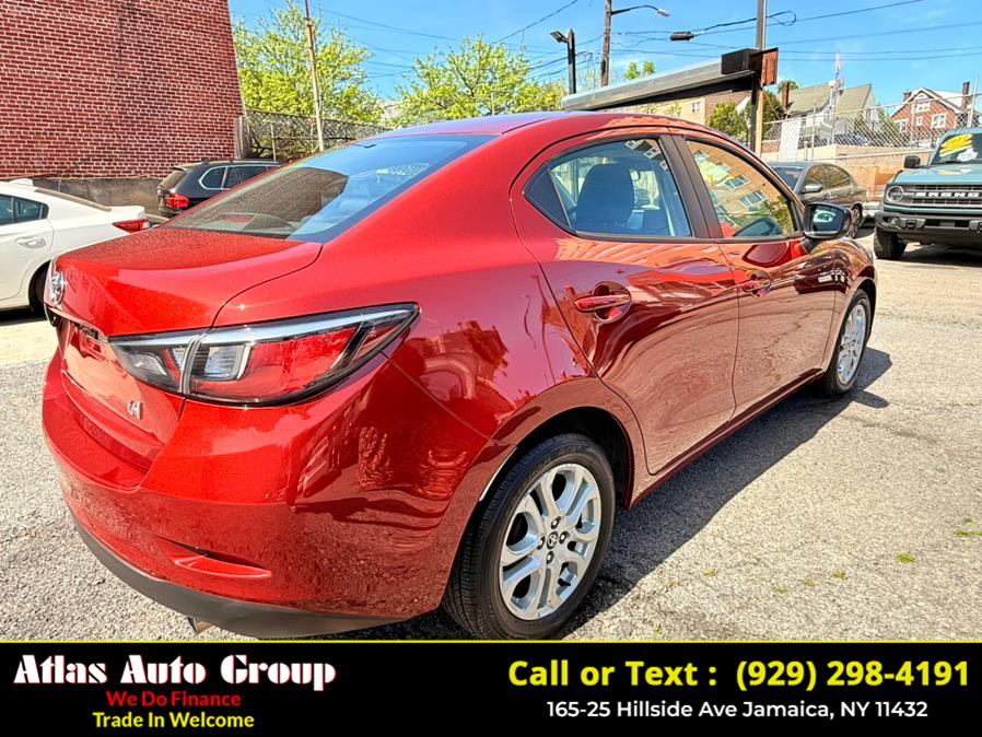 2017 Toyota Yaris iA Auto (Natl) photo