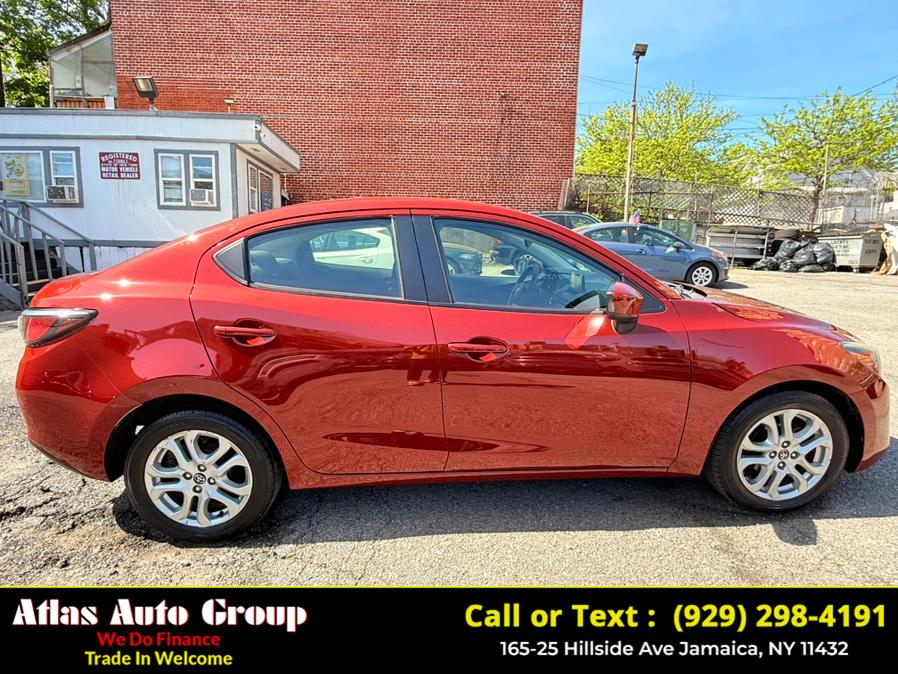 2017 Toyota Yaris iA Auto (Natl) photo