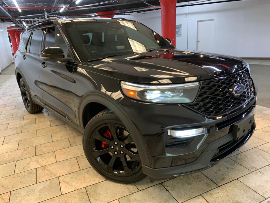 2022 Ford Explorer ST 4WD photo