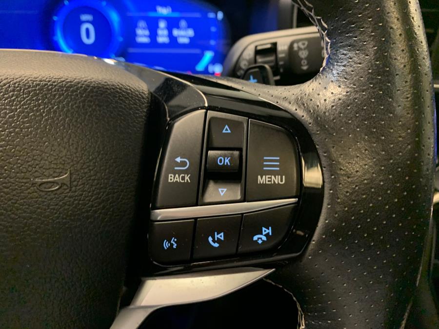 2022 Ford Explorer ST 4WD photo